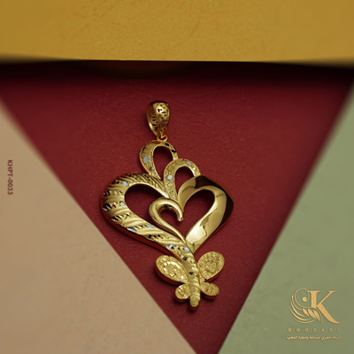 قلادة ذهبية - لواحة