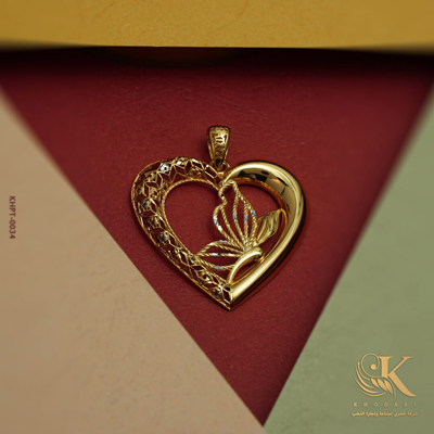 قلادة ذهبية - لواحة
